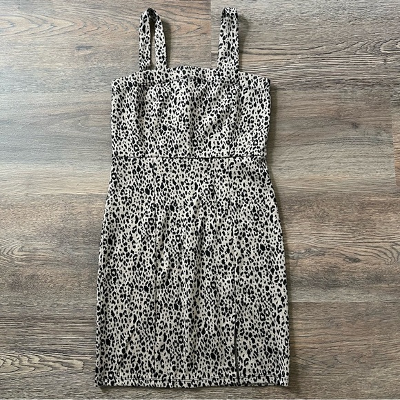 Forever 21 Dresses & Skirts - Forever 21 Leopard Mini Dress